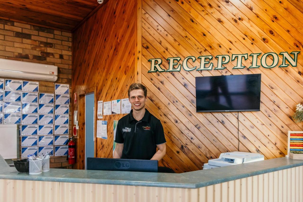 Abacus Motel Mount Isa Exteriör bild