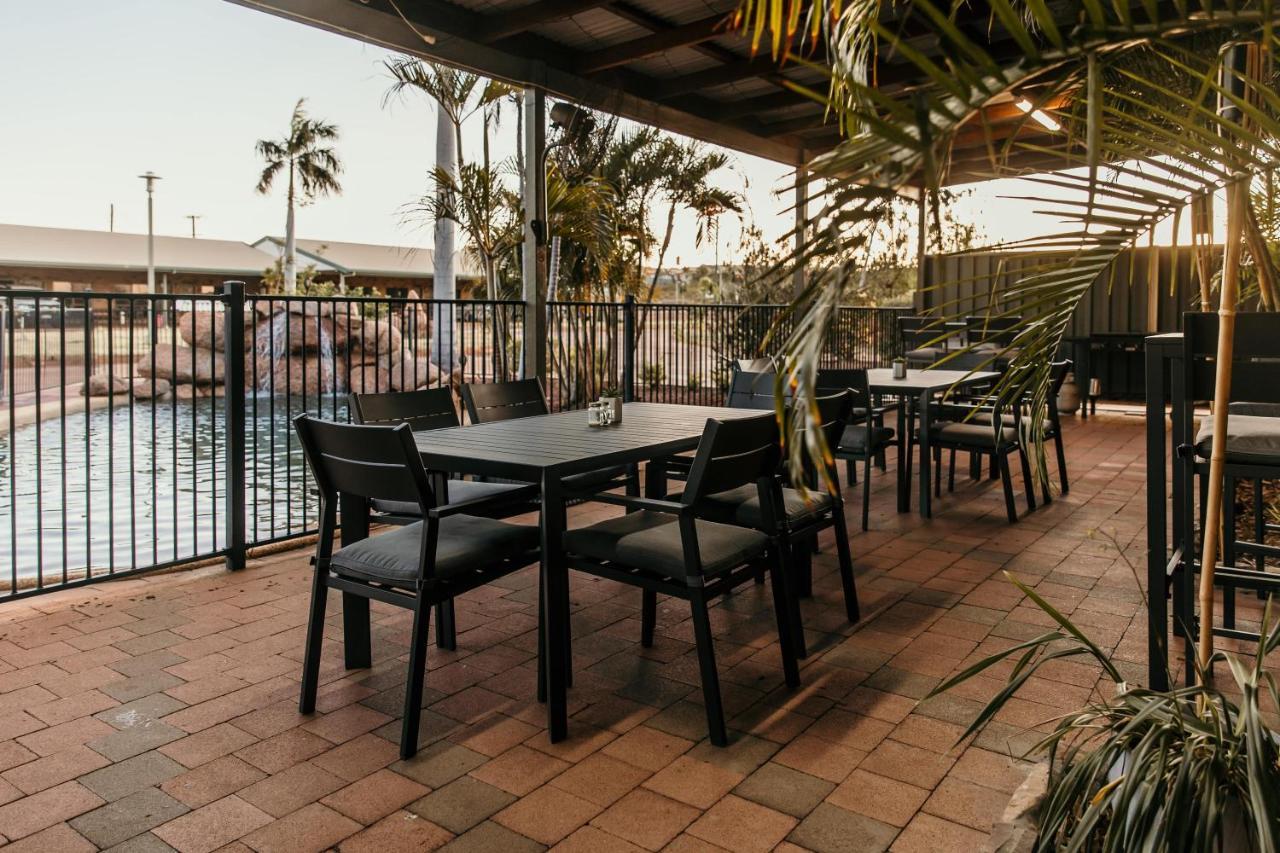 Abacus Motel Mount Isa Exteriör bild